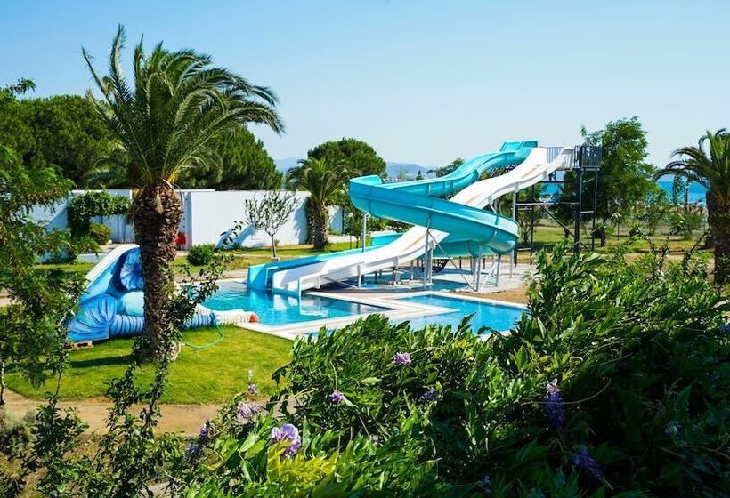 בית מלון כפרי Afytos Akcay Tatil Koyu