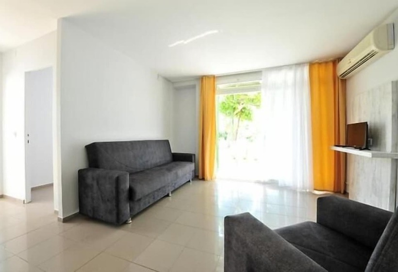 בית מלון כפרי Afytos Akcay Tatil Koyu