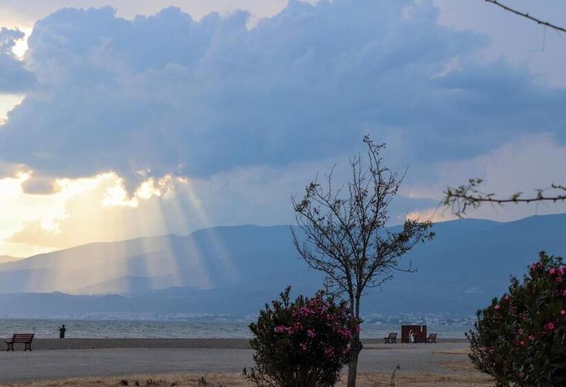 בית מלון כפרי Afytos Akcay Tatil Koyu