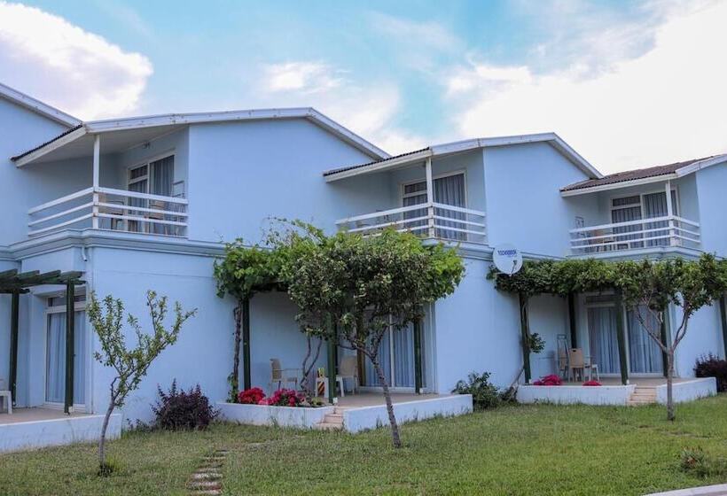 בית מלון כפרי Afytos Akcay Tatil Koyu