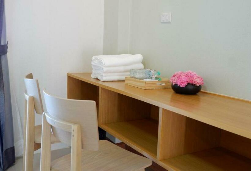 Отель Ama Maesalong