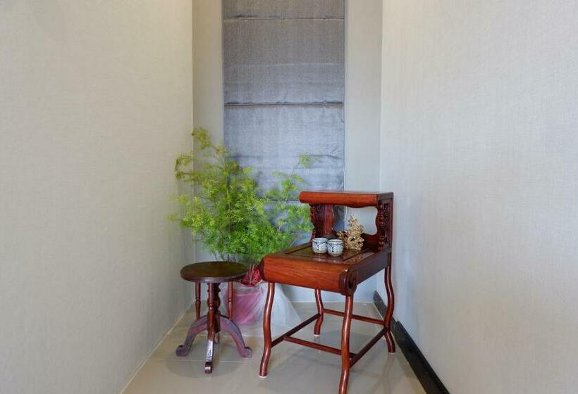 Отель Ama Maesalong