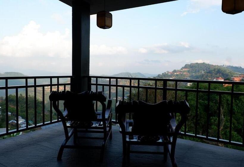 Отель Ama Maesalong