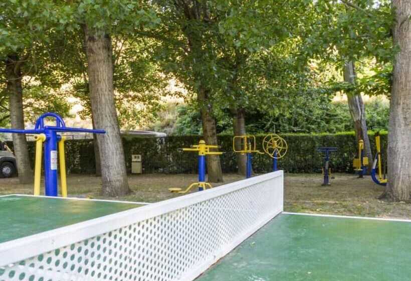 בית מלון כפרי Camping Bungalows Rio Jerte