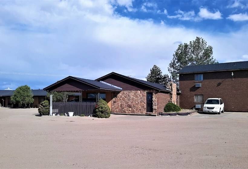 فندق Cheyenne Wells By Oyo Rooms