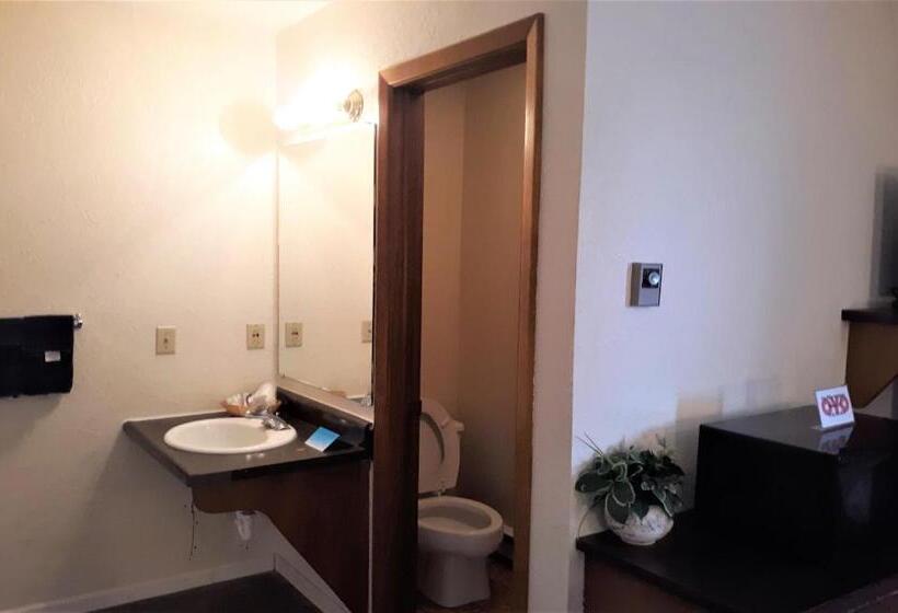 فندق Cheyenne Wells By Oyo Rooms