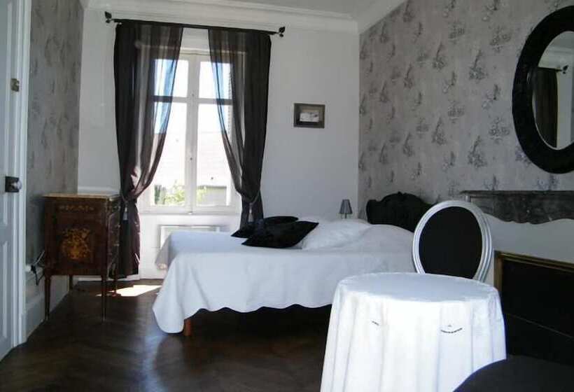 ホテル Closerie La Fontaine