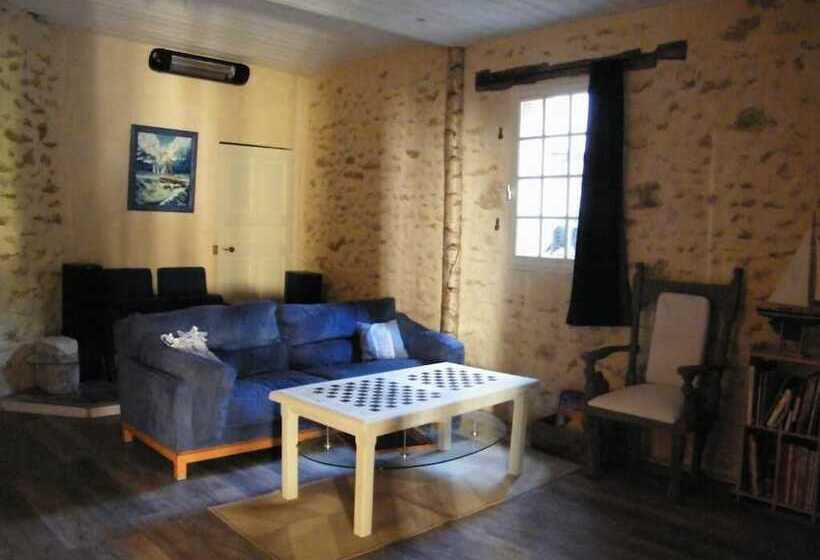 ホテル Closerie La Fontaine