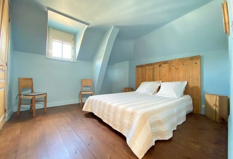 ホテル Closerie La Fontaine