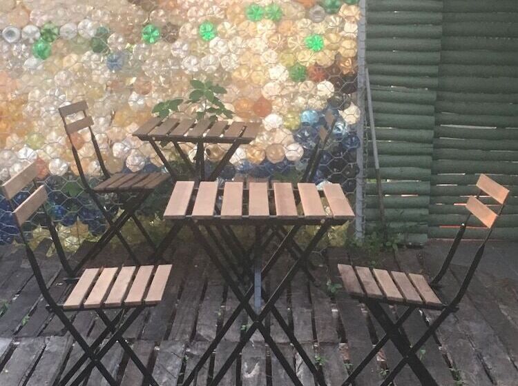 בית מלון כפרי Greenhouse Ecolodge