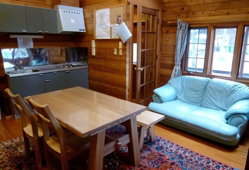 호텔 Hakuba Brownie Cottage