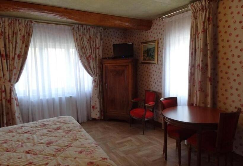 Отель Les Wyllos