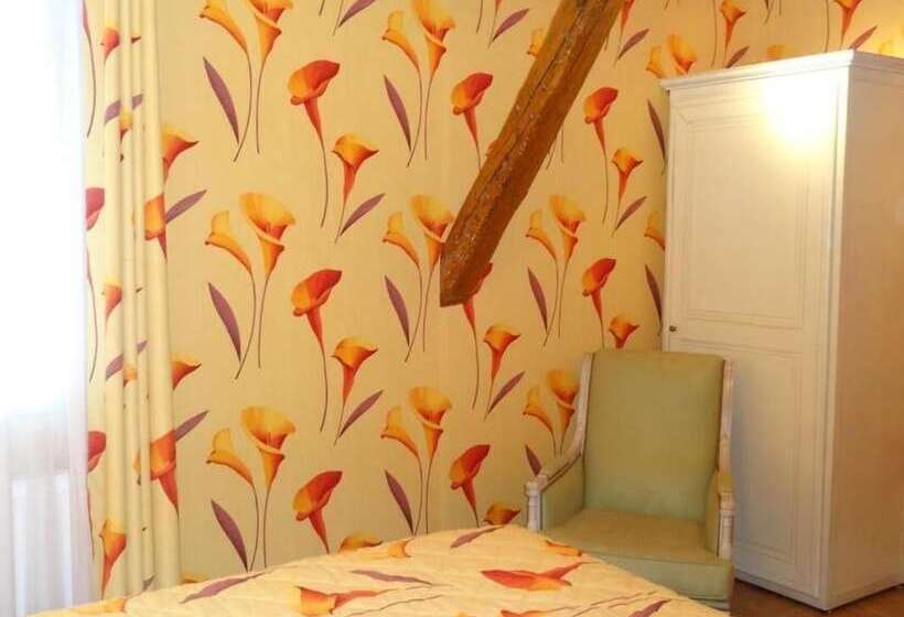 Отель Les Wyllos