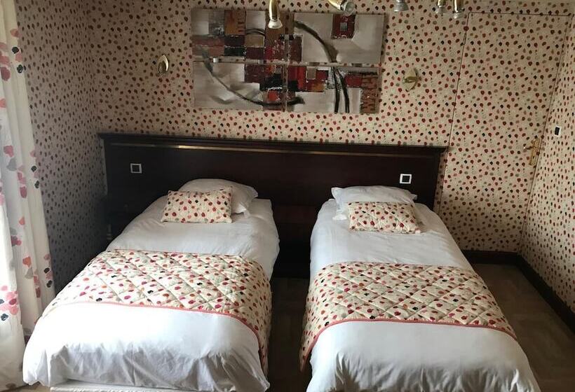 Отель Les Wyllos