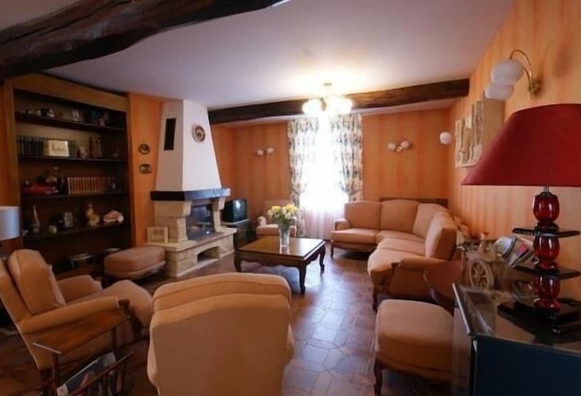 Отель Les Wyllos