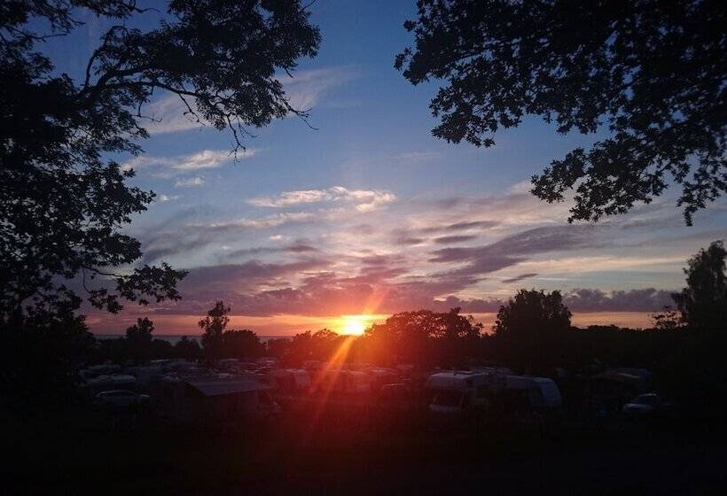 فندق Lundegård Camping & Stugby