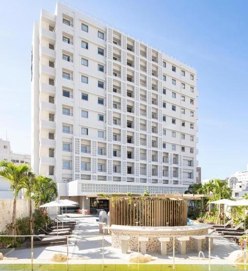 فندق Okinawa Hinode Resort And Hot Spring