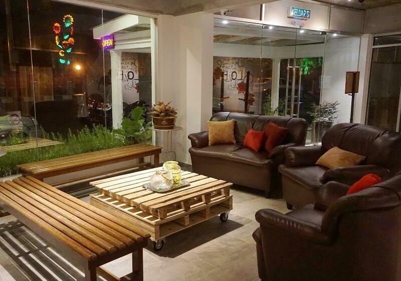 酒店 Riverine Garden