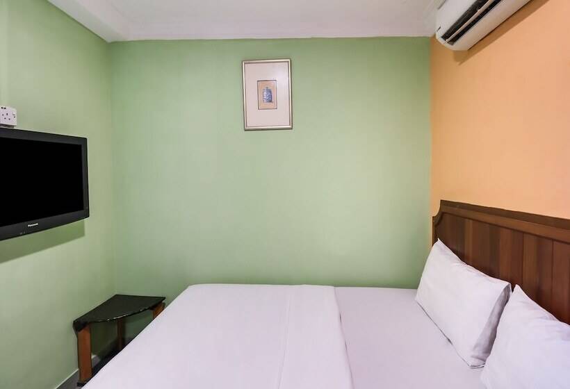 ホテル Sahara Kuala Kubu Bahru