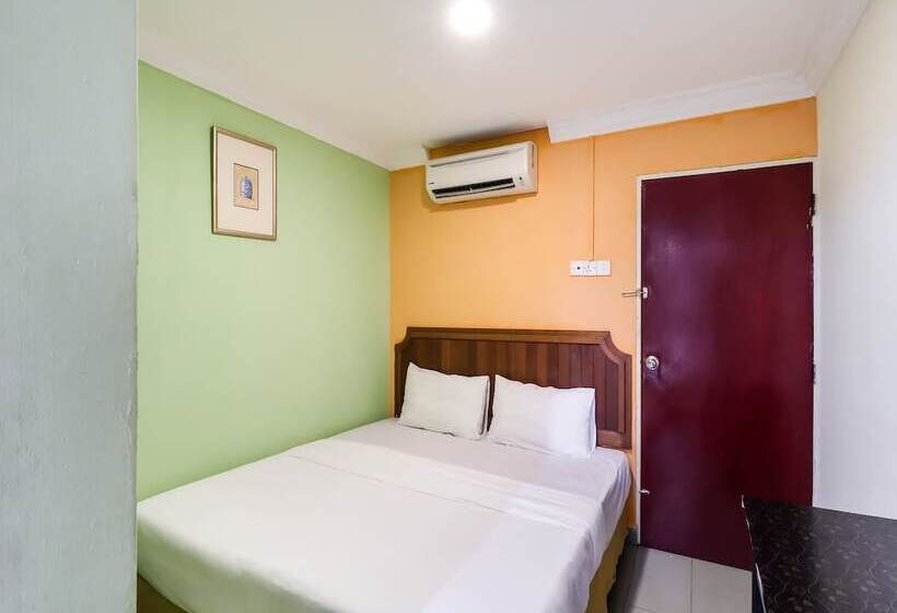 ホテル Sahara Kuala Kubu Bahru