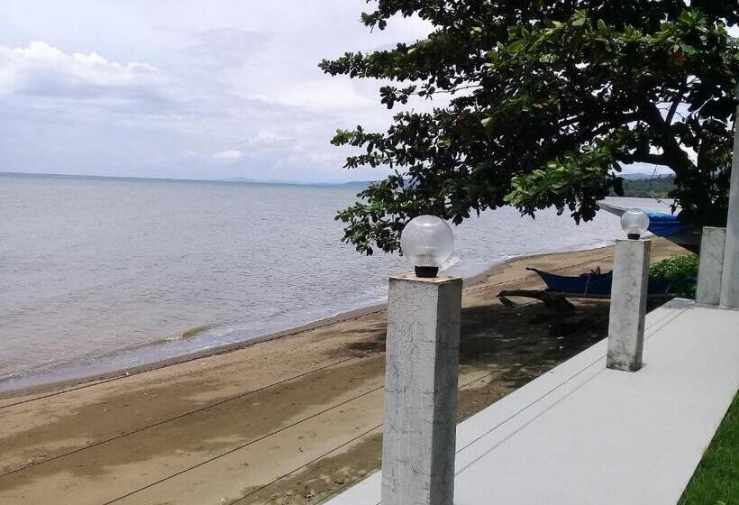 בית מלון כפרי Sergi S Resort And