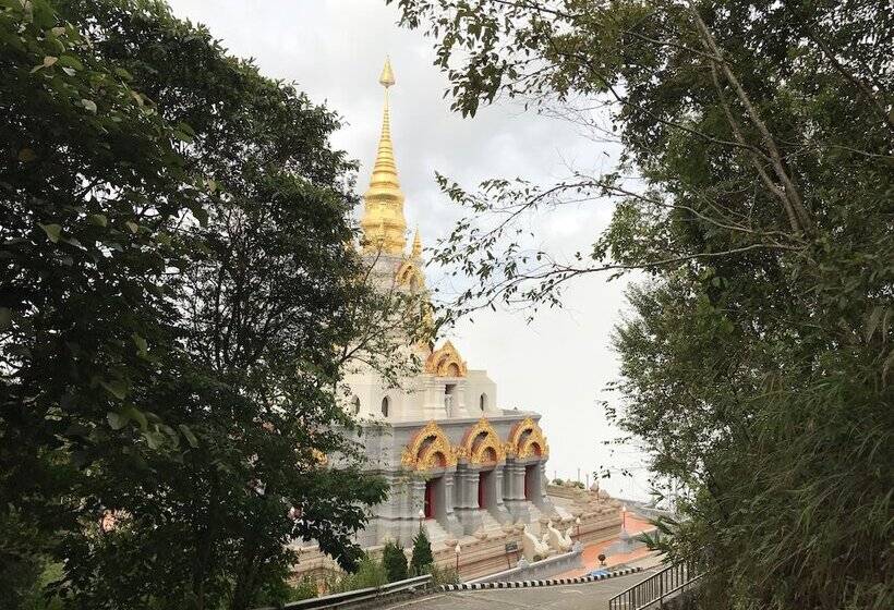 Отель Shin Sane Guest House