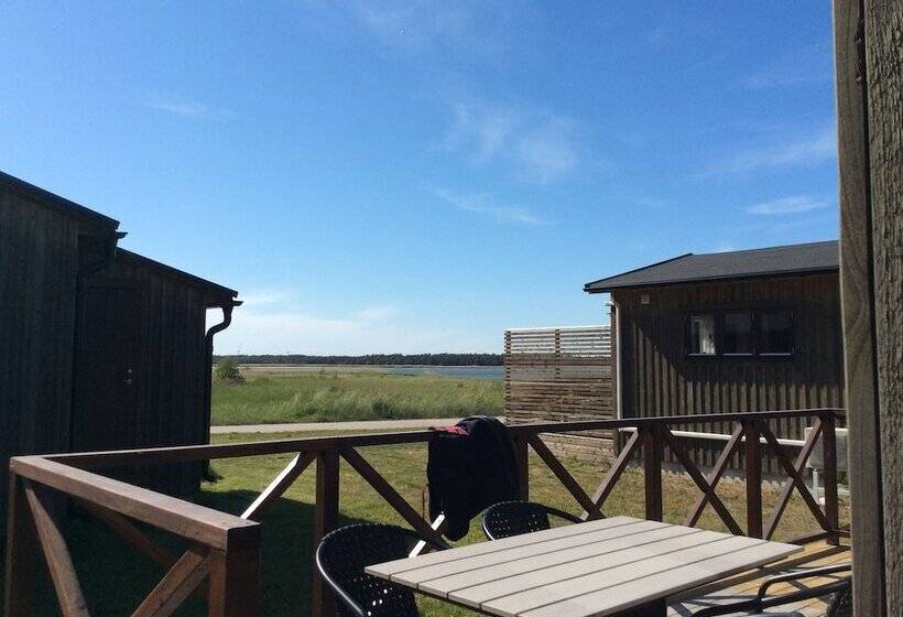 리조트 Fide äventyrsby & Camping