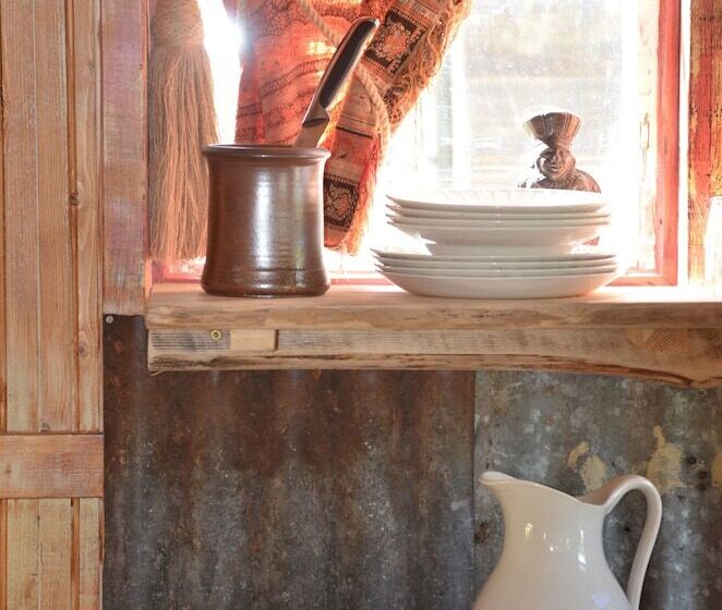 리조트 Fide äventyrsby & Camping