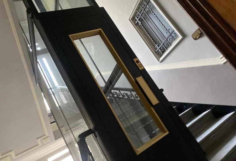 فندق صغير Carducci Bistrot