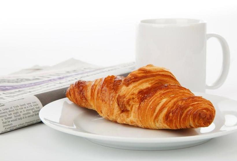 فندق صغير Carducci Bistrot