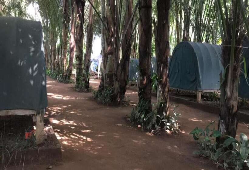 فندق صغير Tegal Dukuh Camp