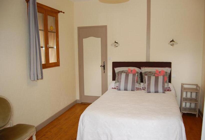 住宿加早餐  La Ferme De Laupilière