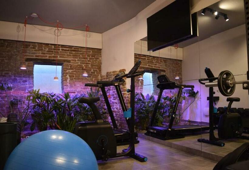 住宿加早餐  Le Rossi Bed