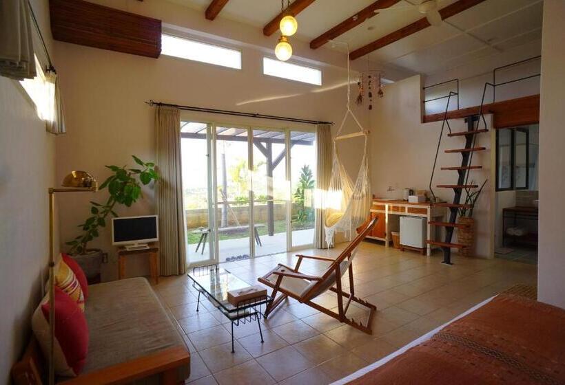 مبيت وإفطار Somos