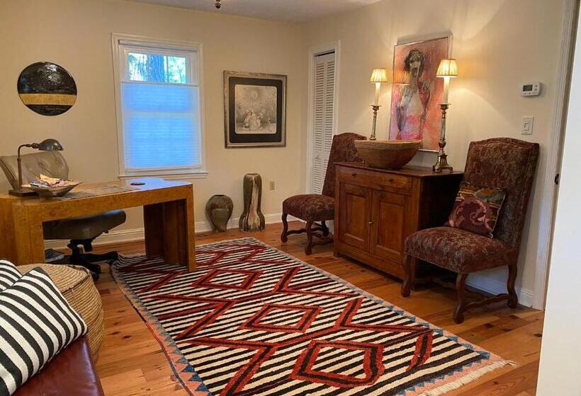 Bed and Breakfast The Birdnest Inn