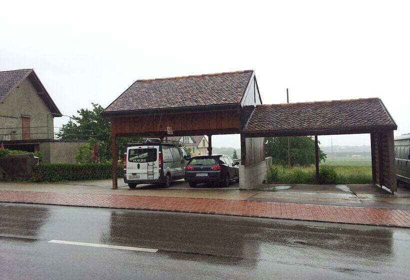 مبيت وإفطار Au Cœur Du Vignoble Sur Bursins