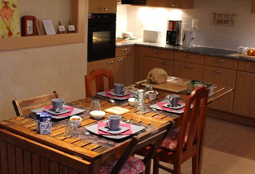 مبيت وإفطار Au Cœur Du Vignoble Sur Bursins