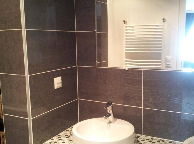 مبيت وإفطار Au Cœur Du Vignoble Sur Bursins