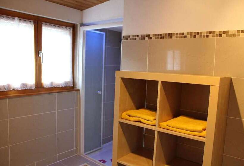 مبيت وإفطار Au Cœur Du Vignoble Sur Bursins