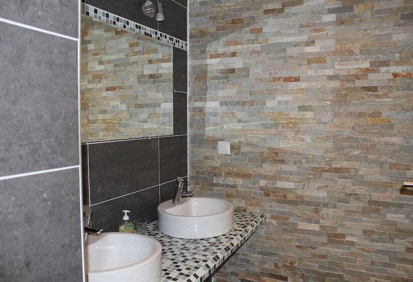 مبيت وإفطار Au Cœur Du Vignoble Sur Bursins