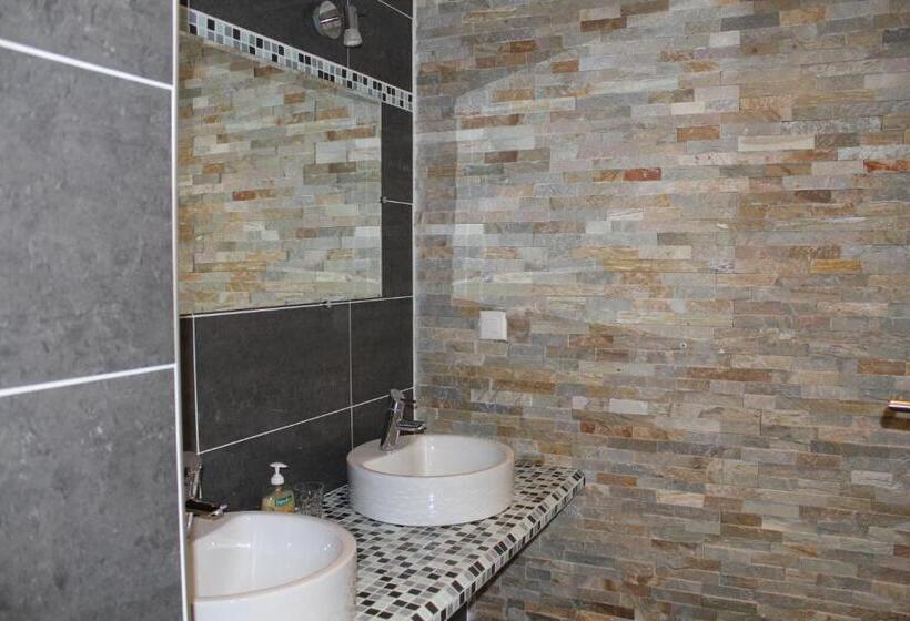 مبيت وإفطار Au Cœur Du Vignoble Sur Bursins