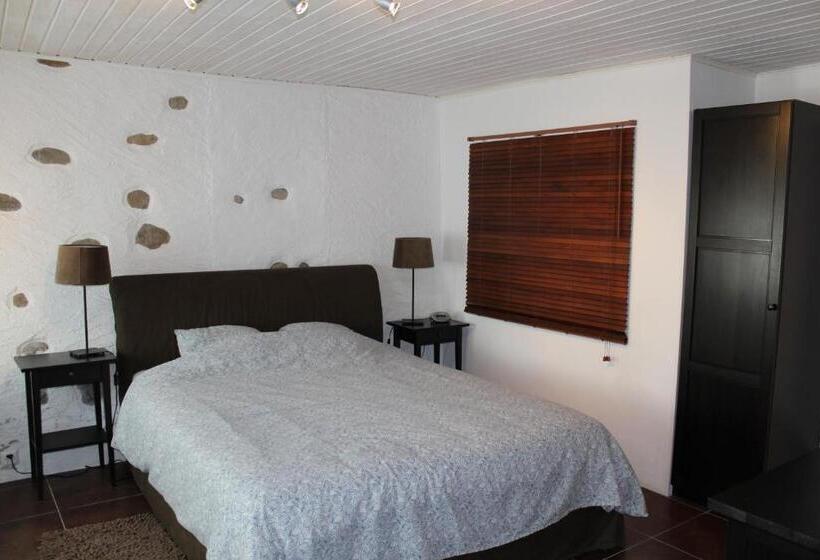 مبيت وإفطار Au Cœur Du Vignoble Sur Bursins