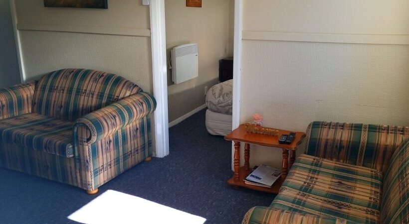 Burkes Pass Country Motels