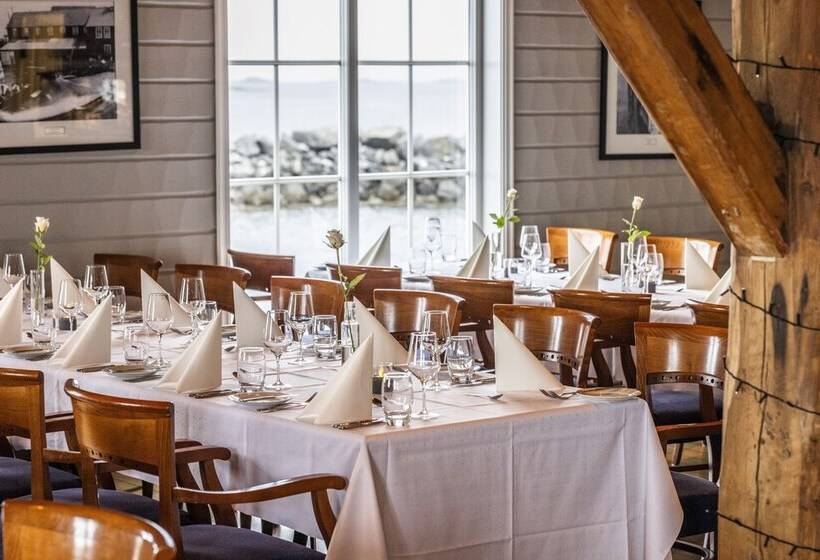 Finnøy Bryggehotell   By Classic Norway Hotels