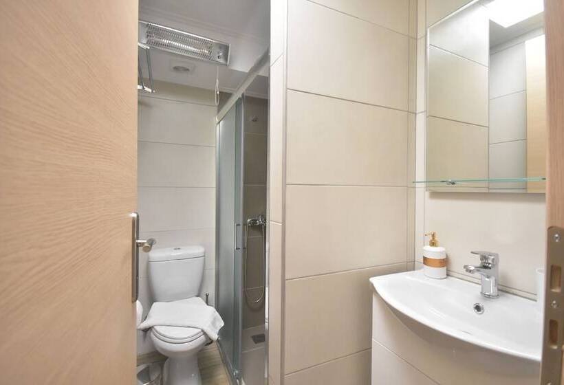 ホテル A&j Apartments Or Rooms Athens Airport