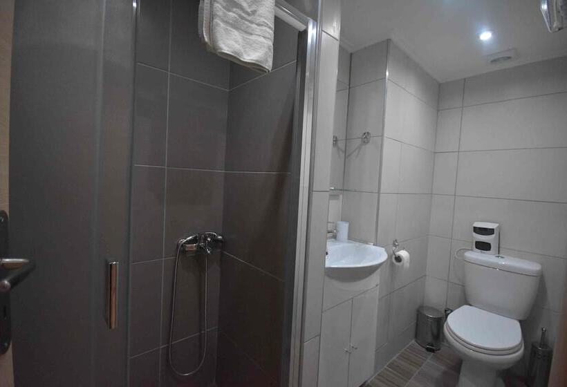 ホテル A&j Apartments Or Rooms Athens Airport