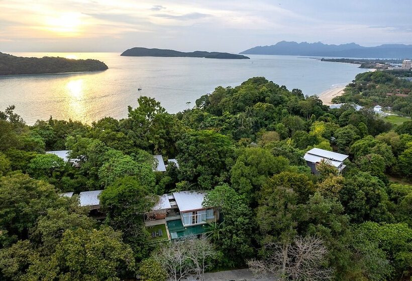 Szálloda Ambong Pool Villas