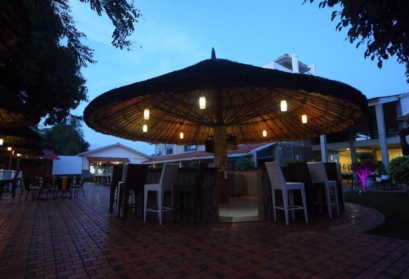 בית מלון כפרי Dvg Socials Retreat