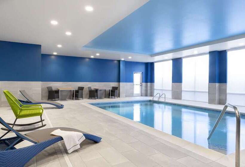 בית מלון כפרי Hampton Inn & Suites St. Charles Old Town Area