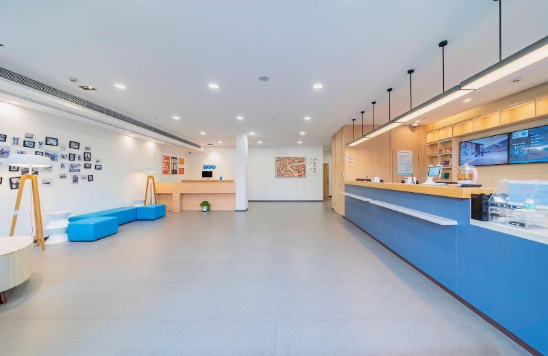 Hotel Hanting Shanghai Wujing Normal University